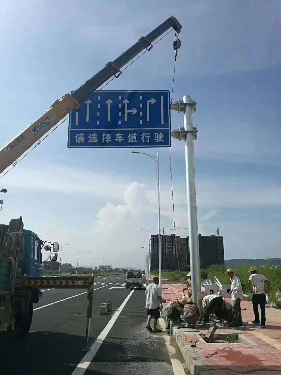 临汾市指路牌八角杆 - 厂家